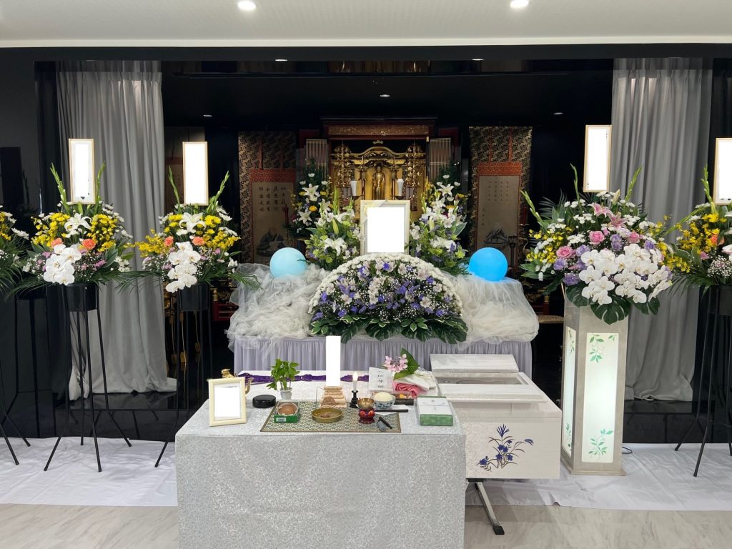 格安　家族葬　選べる葬儀　池田市　寺院会館