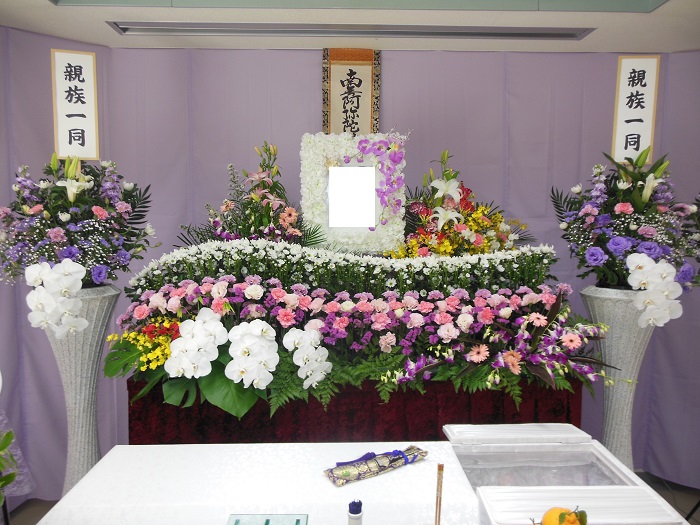 豊中市 豊中斎場 家族葬 大阪 神戸 大阪府 兵庫県 奈良県 京都府 和歌山県 三重県 滋賀県 土地 家屋 会社 工場 お店 井戸 霊障 お祓い 供養 先祖供養・水子供養 祈禱 祈願 お坊さん紹介 派遣 格安 定額 御布施