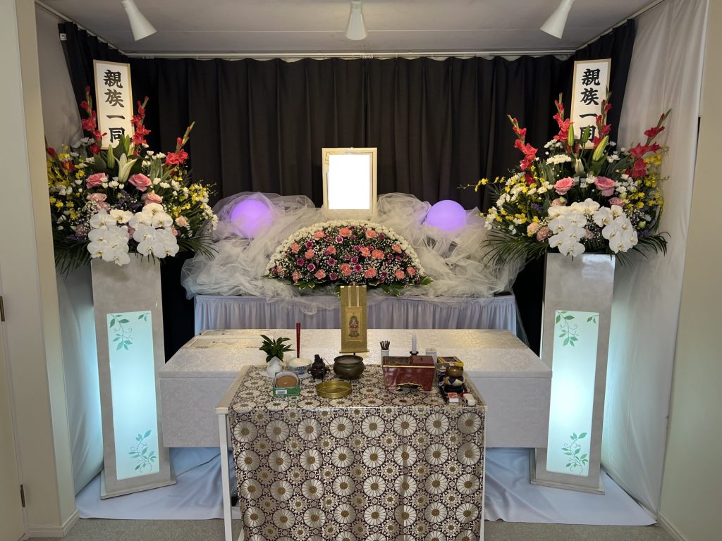 大阪市大正区 家族葬大阪 神戸 大阪府 兵庫県 奈良県 京都府 和歌山県 三重県 滋賀県 土地 家屋 会社 工場 お店 井戸 霊障 お祓い 供養 先祖供養・水子供養 祈禱 祈願 お坊さん紹介 派遣 格安 定額 御布施